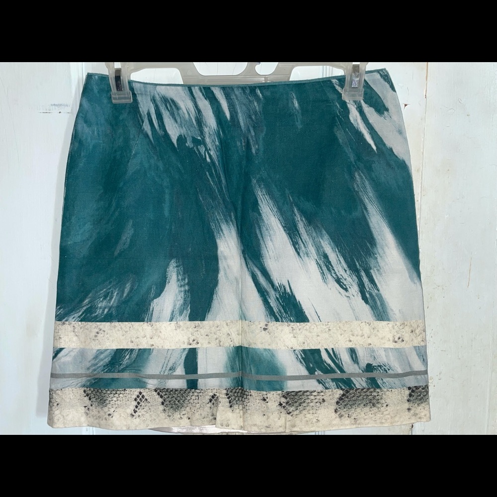 Tahari size 6